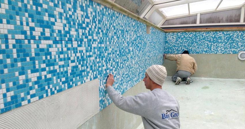 کاشی استخری فقط قرمز و سورمه ای و مشکی 144 عددی